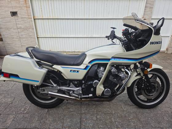HONDA CBX 1050 